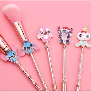 Stitch Makeup Brush